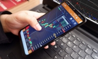 周末证券跟着主流资金走 关注基金最新加仓行业
